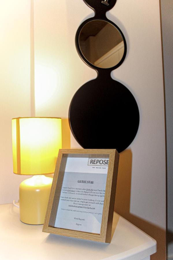 Modern Luxury Serviced Duplex Apartments By Repose- 150 Metro Court, West Bromwich Extérieur photo